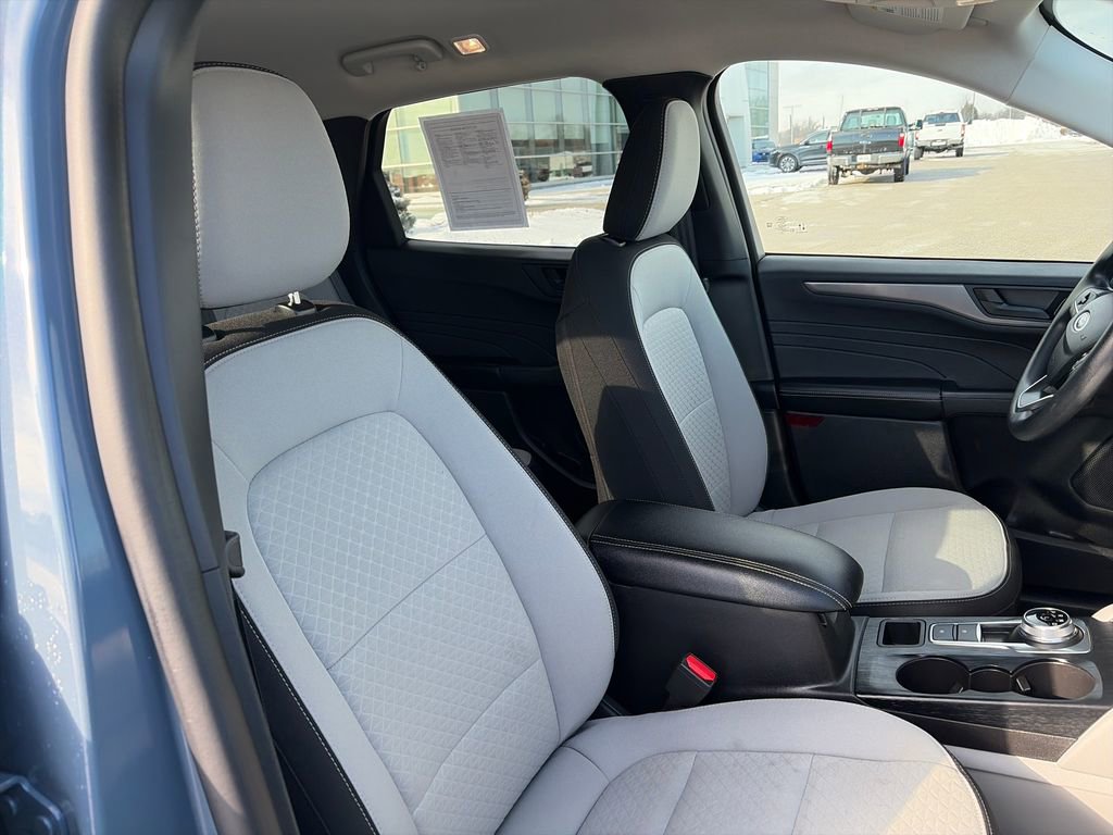 Used 2025 Ford Escape Active w/ Tech Pack #1 image 16