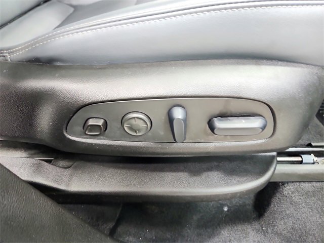 Used 2024 Buick Enclave Premium image 43