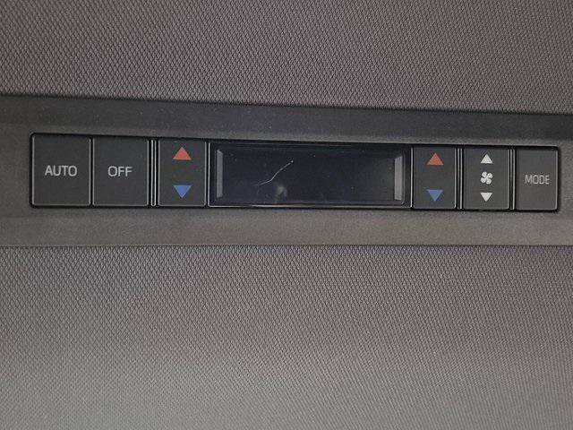 Certified 2023 Toyota Sienna XLE image 24