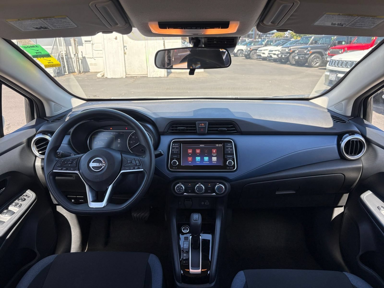 Used 2025 Nissan Versa SV FWD image 31
