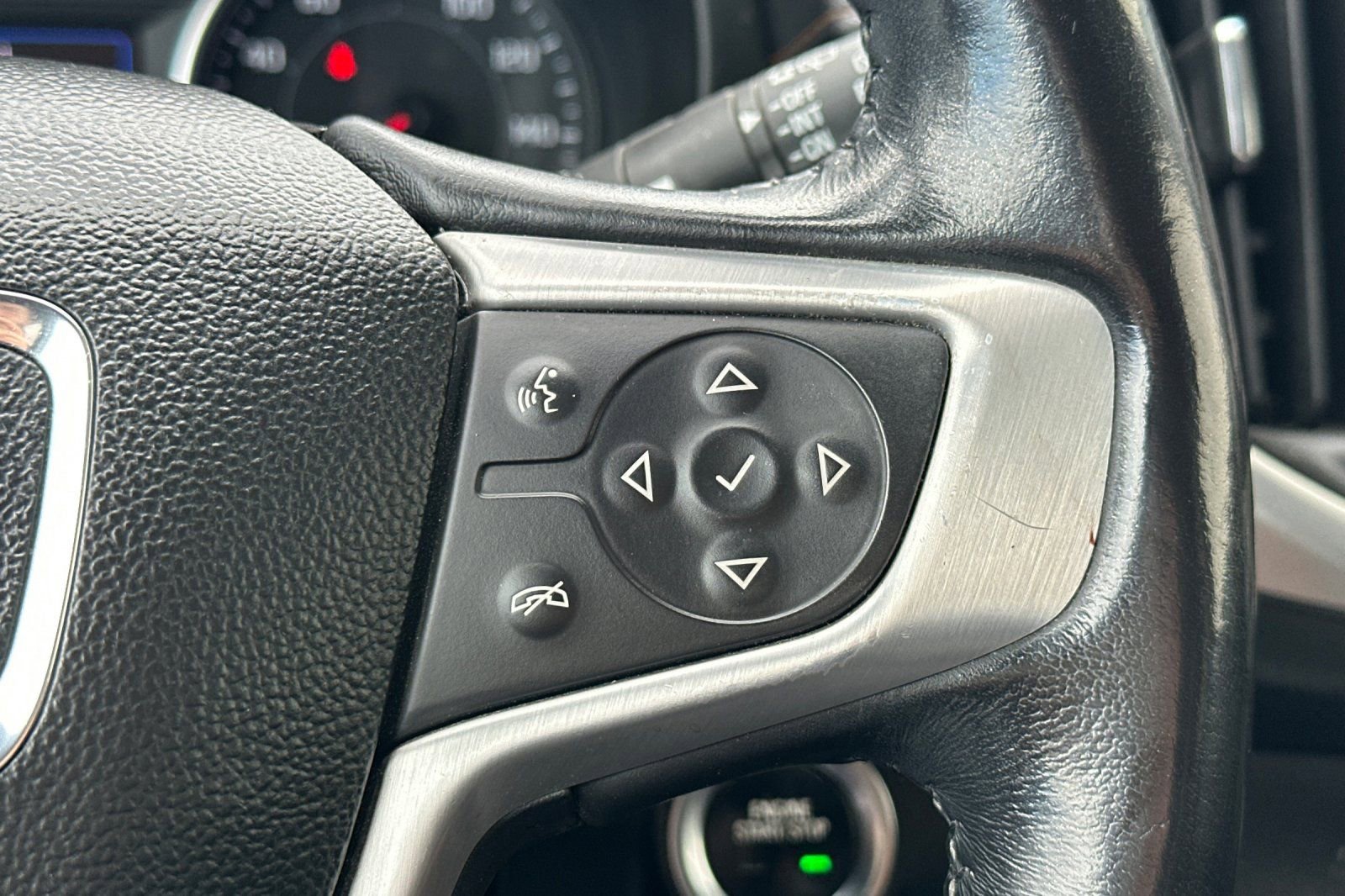 Certified 2021 GMC Terrain SLE image 32