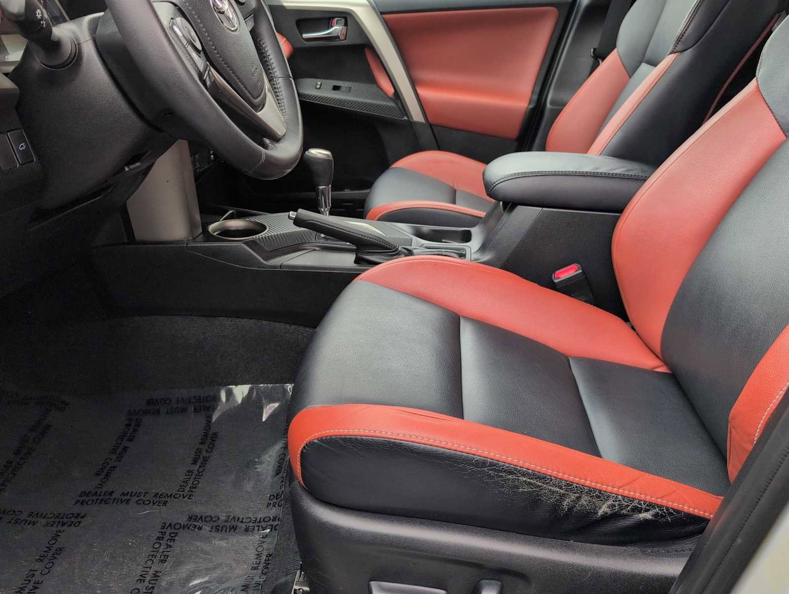 Used 2014 Toyota RAV4 Limited w/ Technology Package image 16