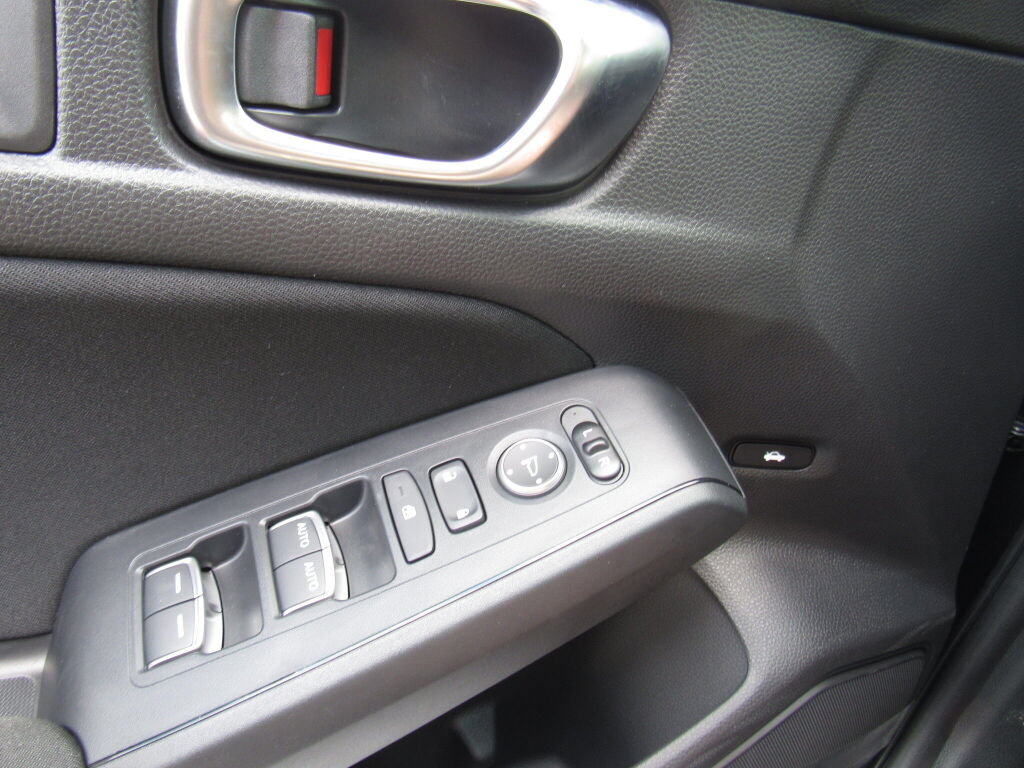 Used 2024 Honda Civic Sport image 17