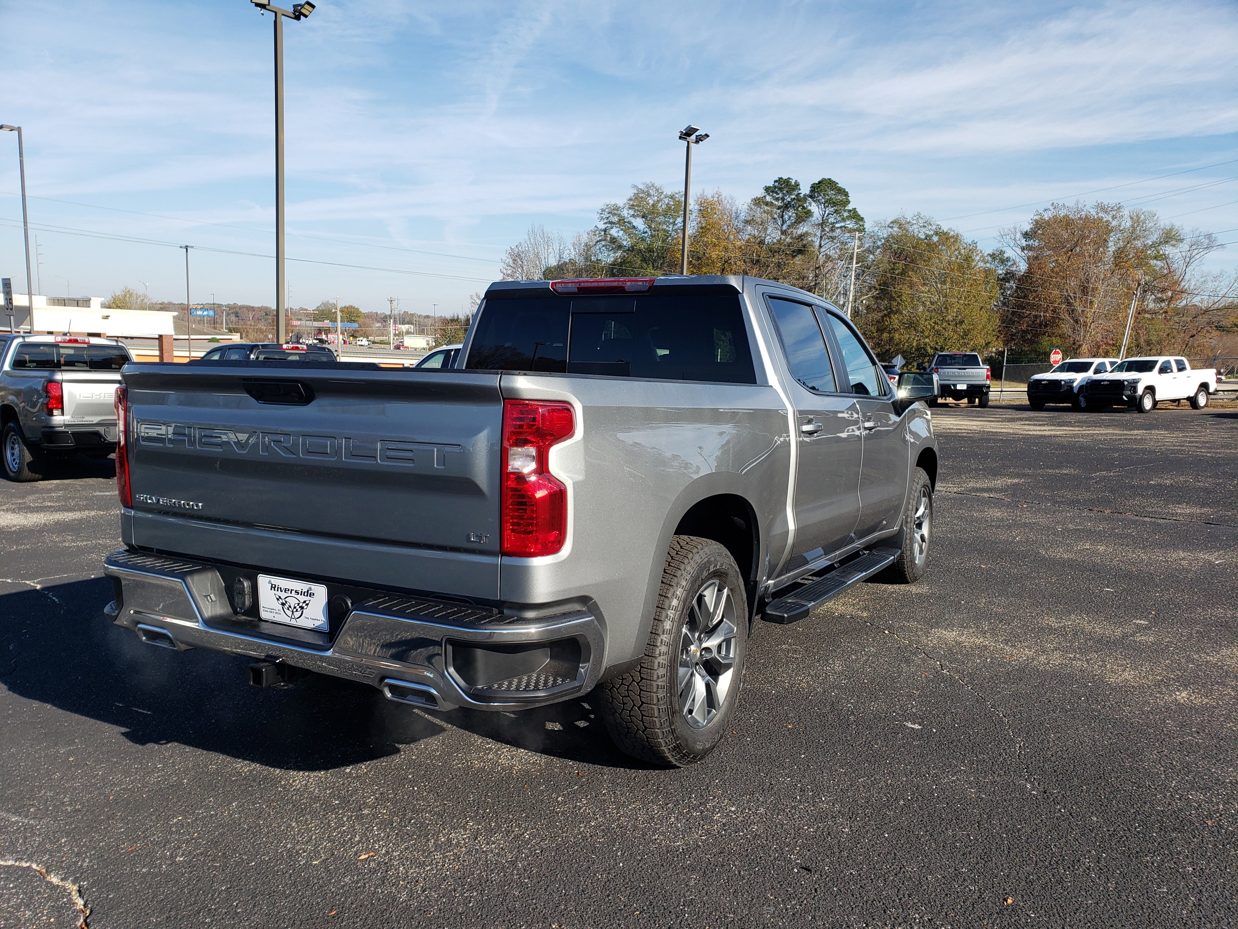 New 2026 Chevrolet Silverado 1500 LT image 3