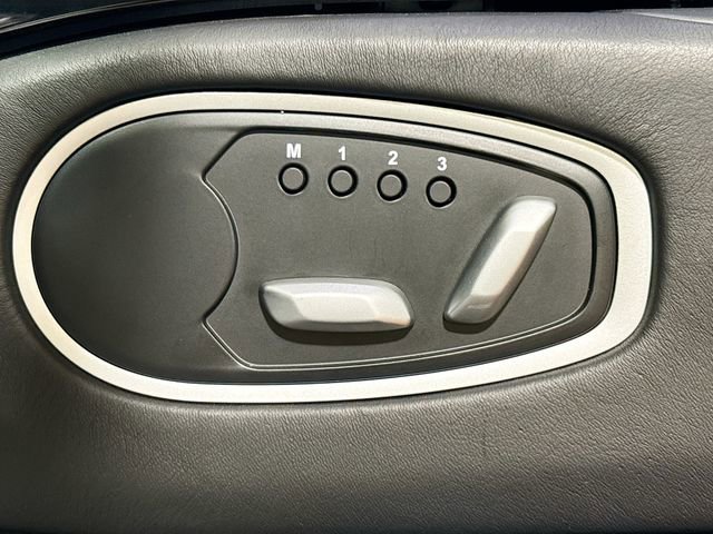 Used 2020 Aston Martin V8 Vantage Coupe image 21