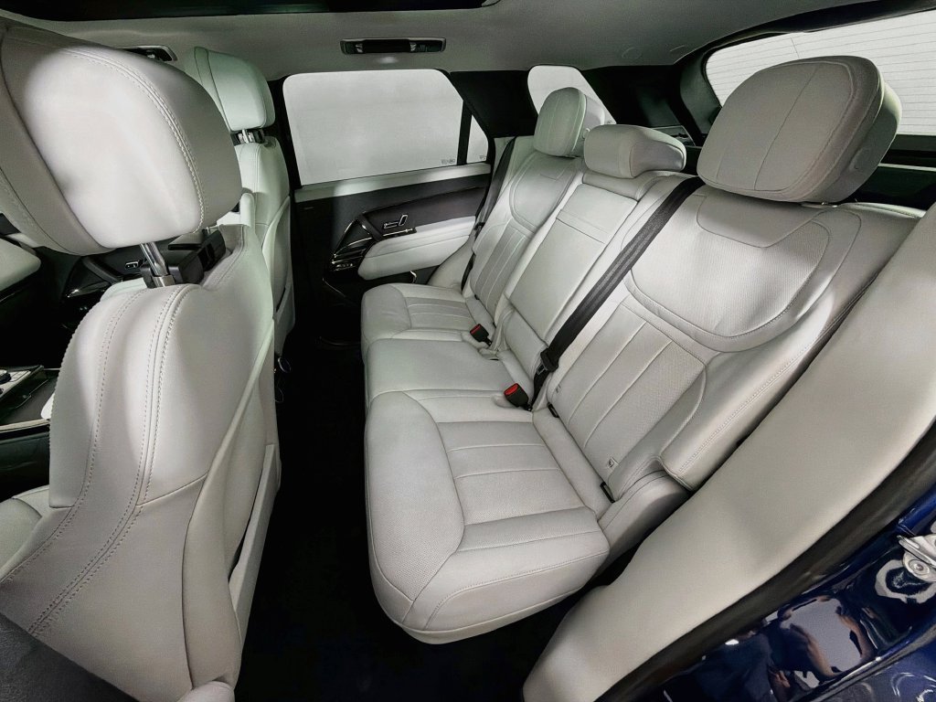 Certified 2023 Land Rover Range Rover Sport SE AWD/4WD image 26