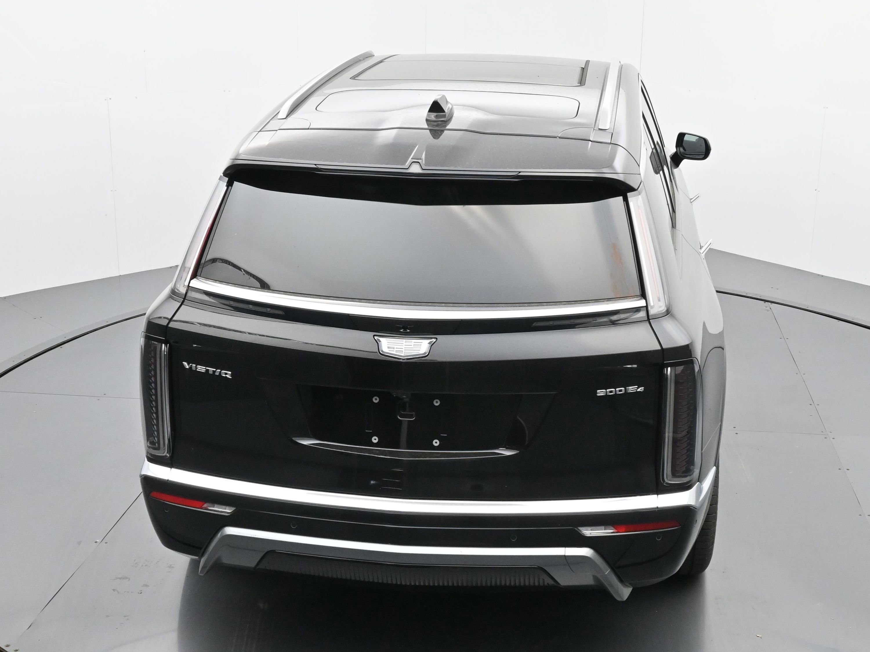 New 2026 Cadillac Vistiq Luxury w/ LPO, Floor Liner Package image 26