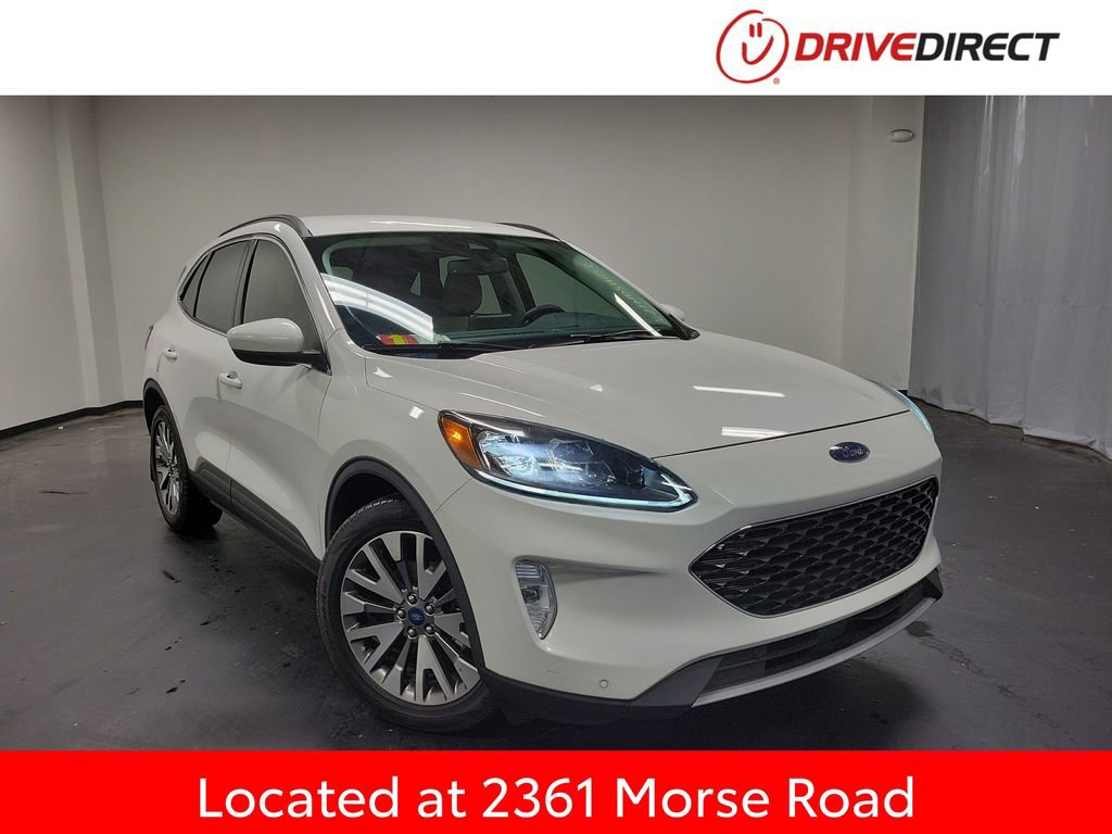Used 2022 Ford Escape Titanium image 1