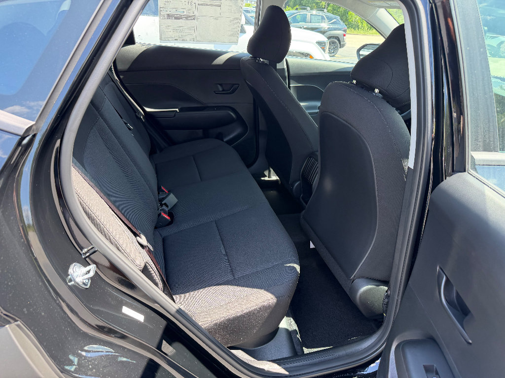 New 2027 Hyundai Kona SE FWD image 14