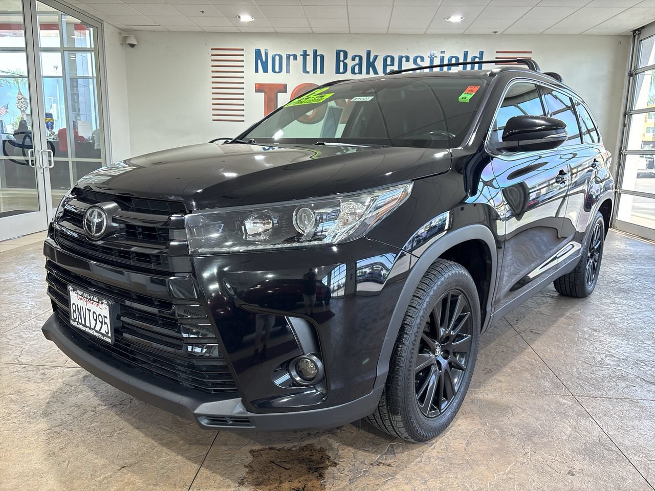 Certified 2019 Toyota Highlander SE FWD image 6