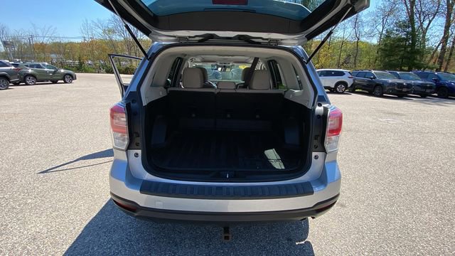 Used 2017 Subaru Forester 2.5i Premium w/ All-Weather Package AWD/4WD image 32