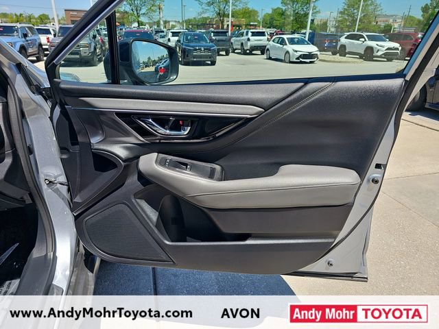Used 2023 Subaru Outback Onyx Edition AWD/4WD image 36