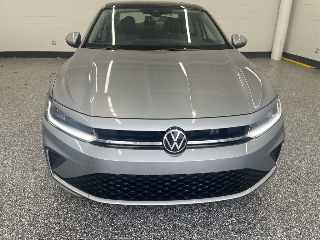 New 2026 Volkswagen Jetta SE image 8