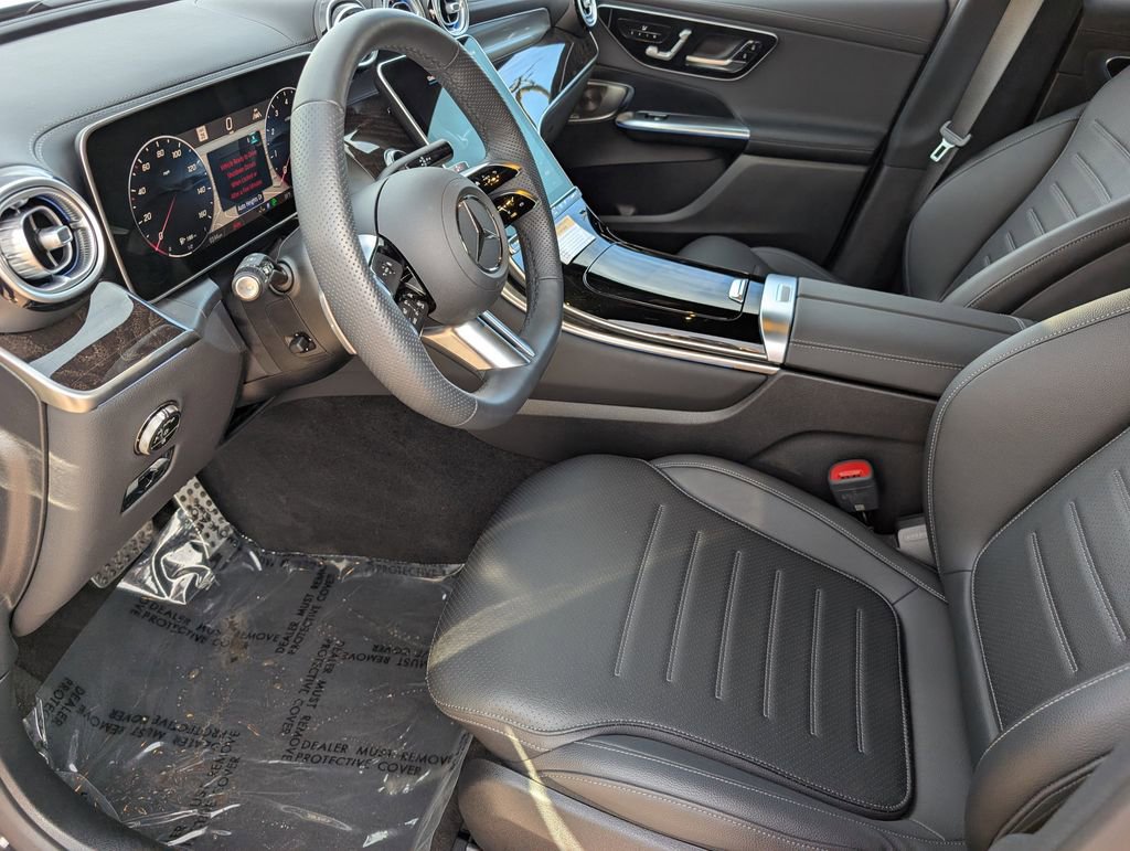 Used 2026 Mercedes-Benz GLC 300 4MATIC image 11