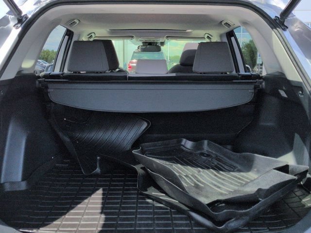 Certified 2019 Toyota RAV4 XLE w/ Convenience Package AWD/4WD image 17