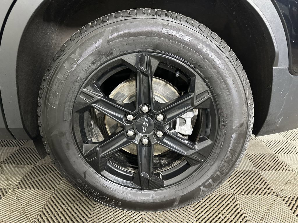 Used 2023 Chevrolet Blazer LT w/ Midnight/Sport Edition image 35