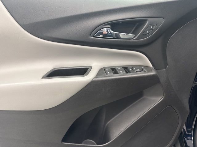 Used 2021 Chevrolet Equinox LS w/ LS Convenience Package image 9