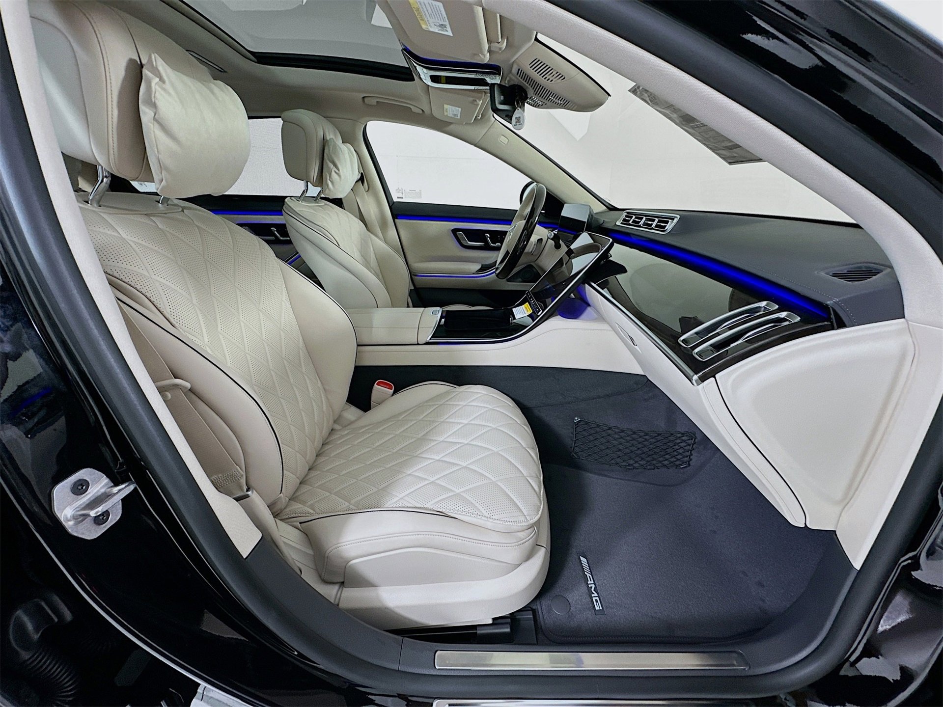 New 2026 Mercedes-Benz S 580 4MATIC Sedan image 31