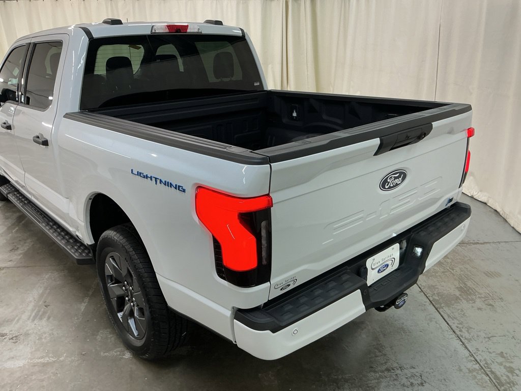 Used 2024 Ford F150 Lightning XLT w/ Max Trailer Tow Package AWD/4WD image 11