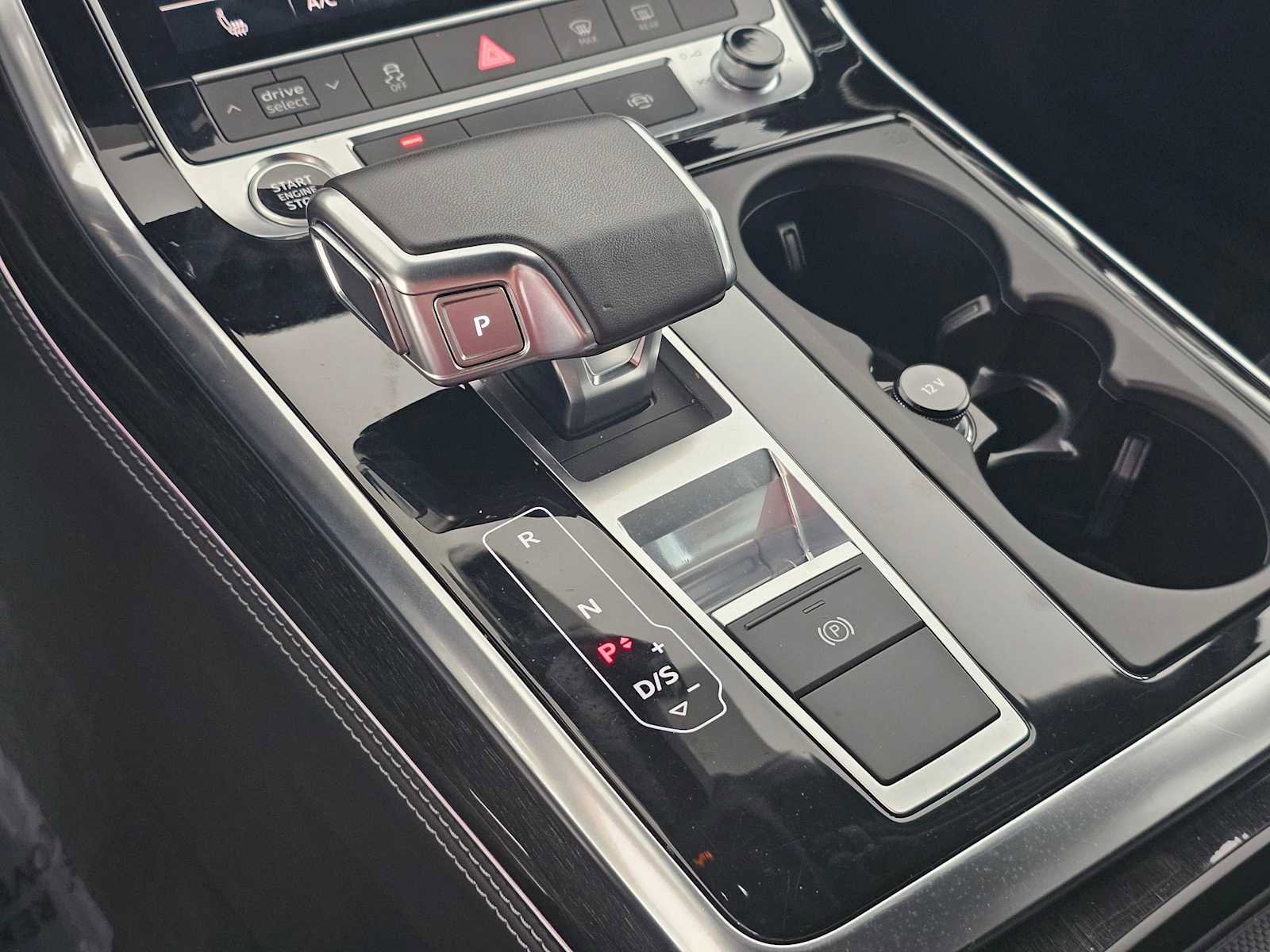 Used 2025 Audi Q7 3.0T Premium Plus image 33