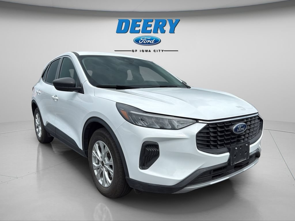 Certified 2023 Ford Escape Active w/ Cold Weather Package FWD image 4
