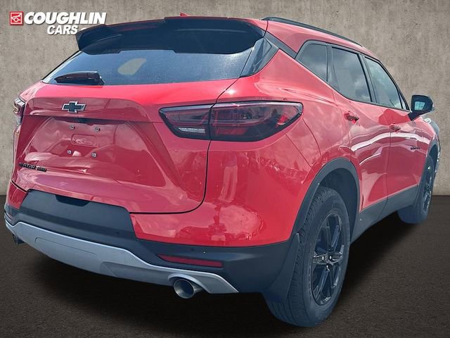 New 2025 Chevrolet Blazer LT w/ Midnight/Sport Edition image 3
