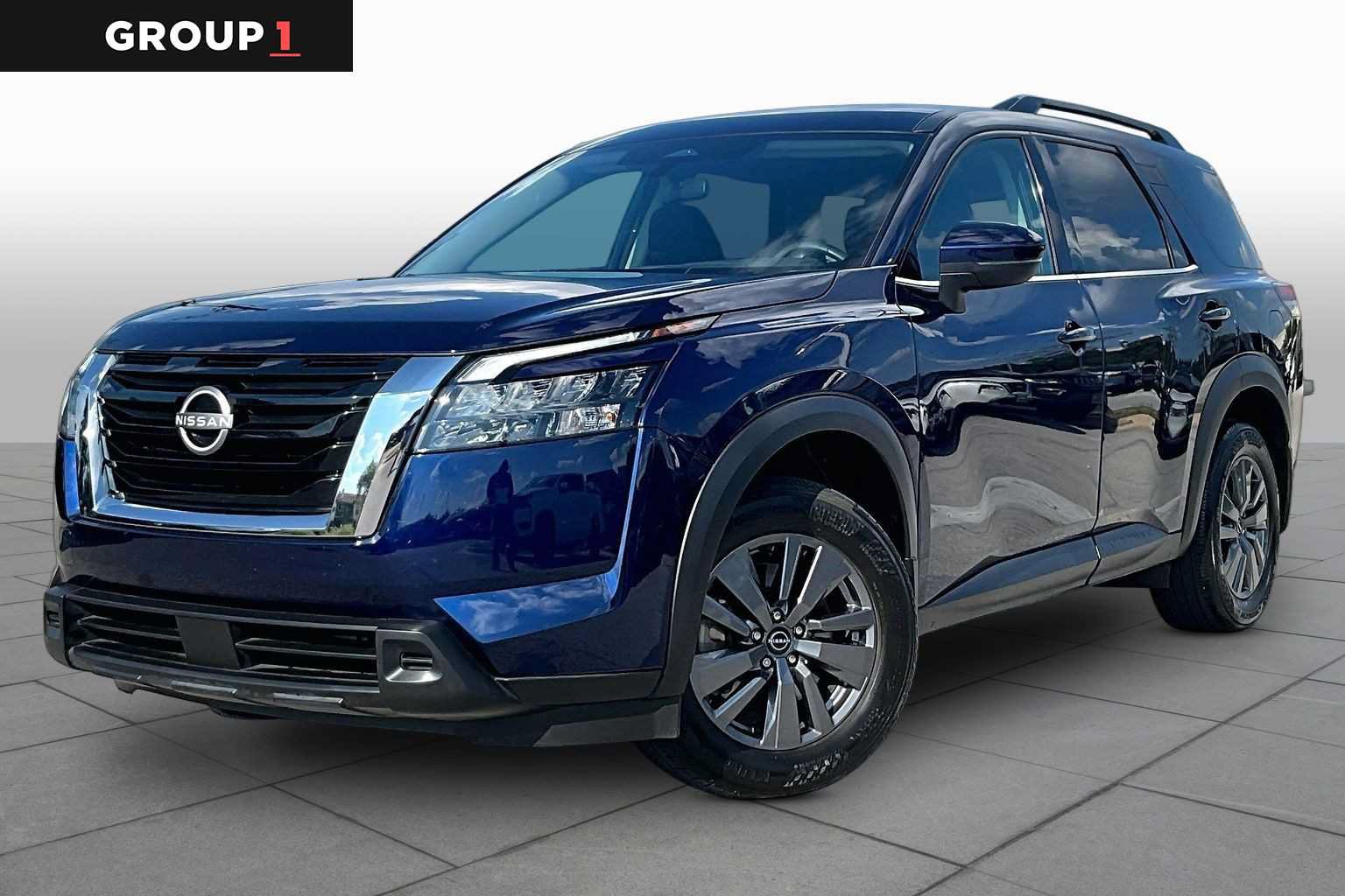 Used 2024 Nissan Pathfinder SV FWD image 1