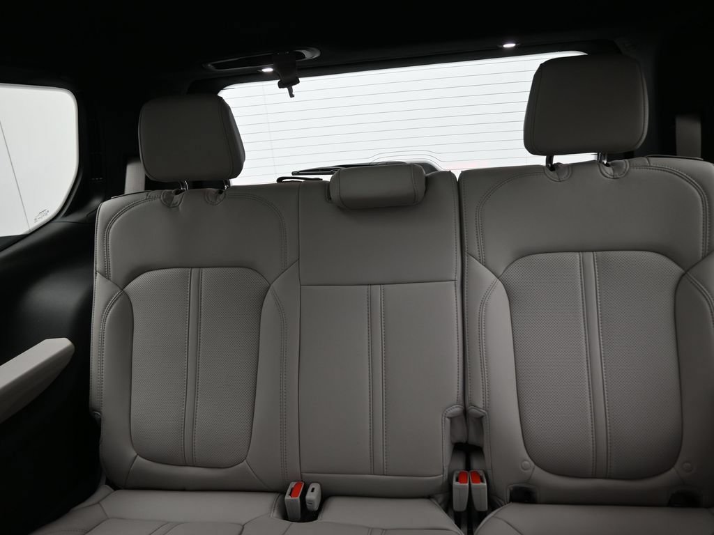 New 2026 Jeep Grand Wagoneer Limited AWD/4WD image 12