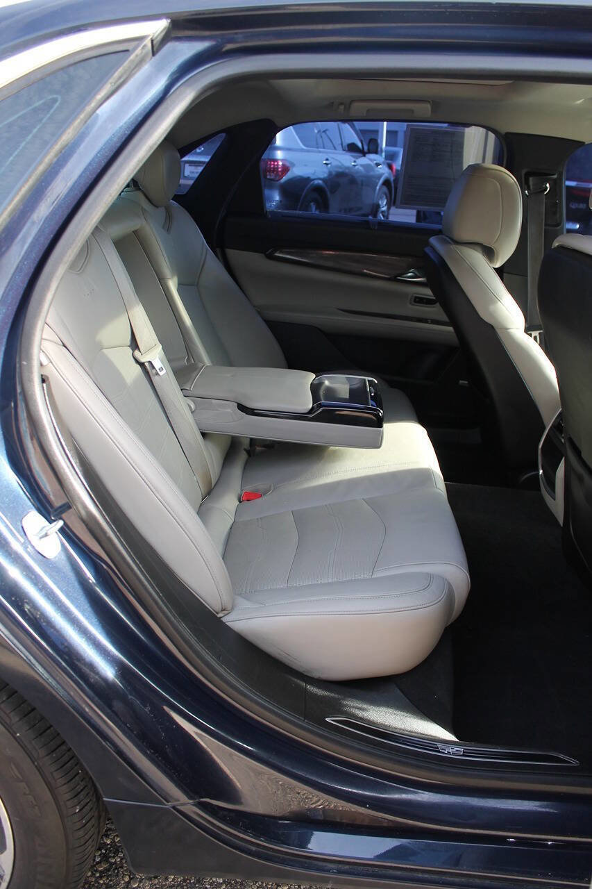 Used 2016 Cadillac CT6 Luxury image 21