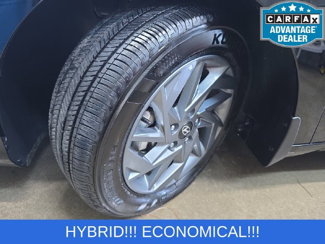 Used 2026 Hyundai Elantra Hybrid FWD image 33