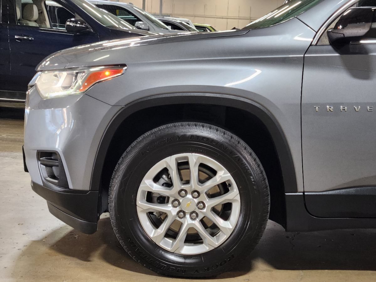 Used 2021 Chevrolet Traverse LS w/ LPO, Floor Liner Package FWD image 13