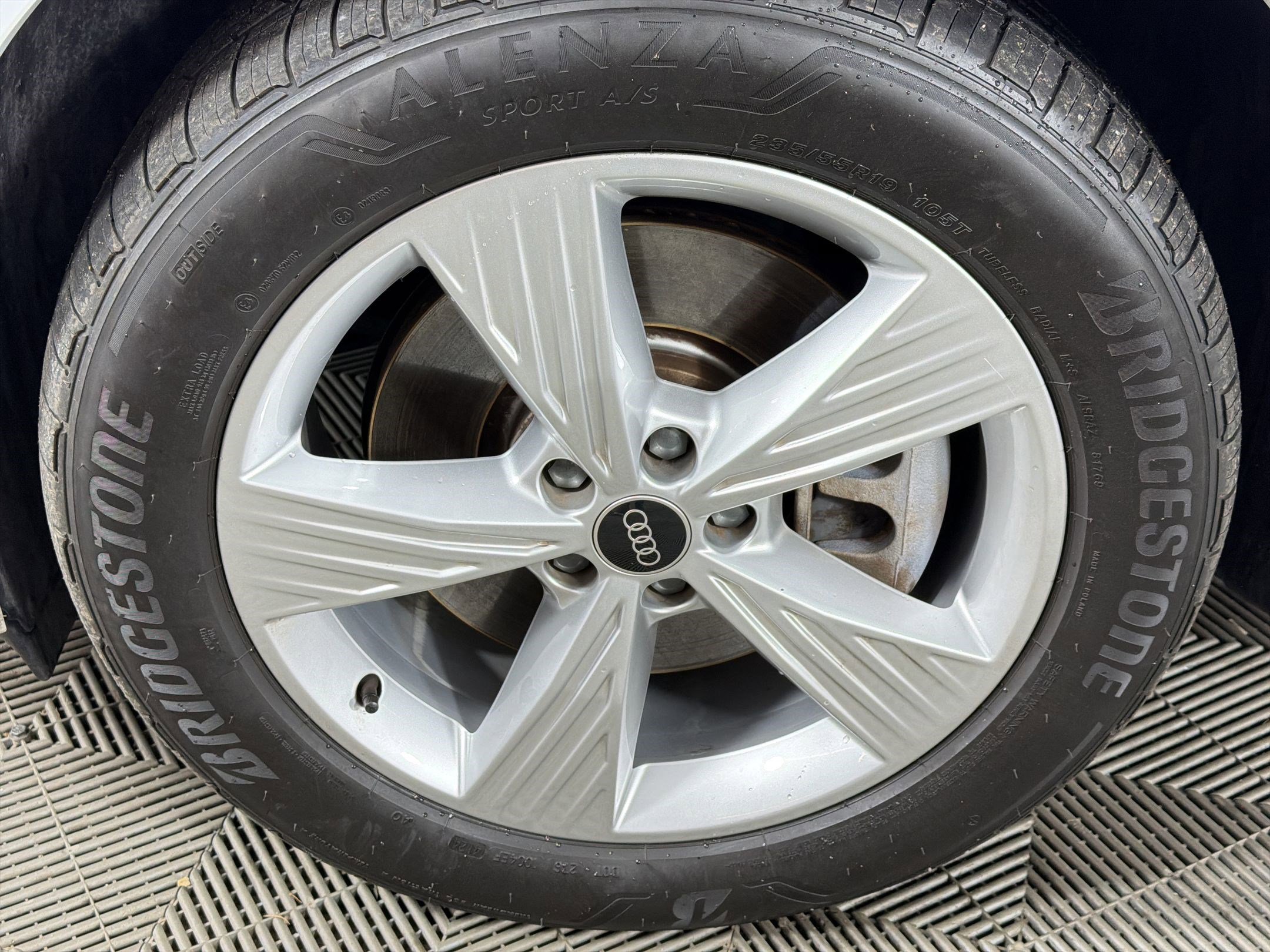 Certified 2023 Audi Q4 e-tron Prestige image 12