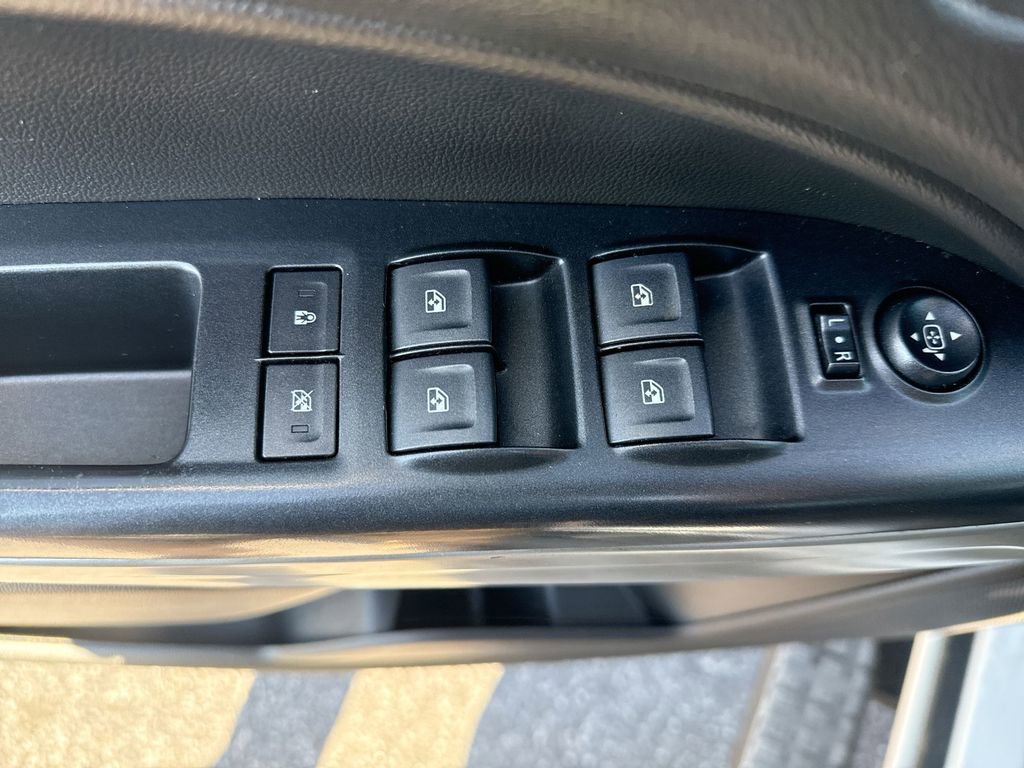 Used 2017 Chevrolet Colorado LT image 22