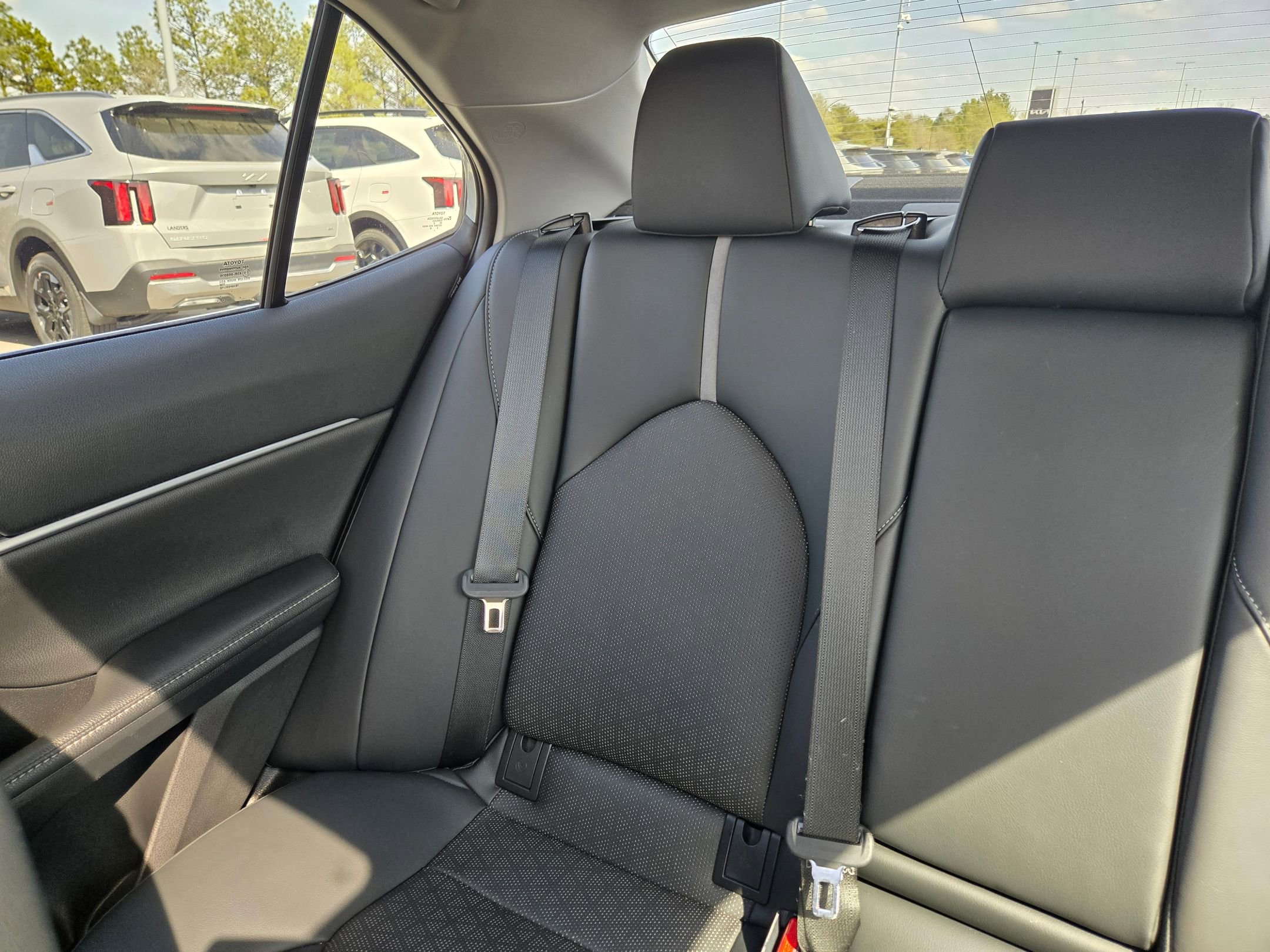 Used 2023 Toyota Camry XSE image 12