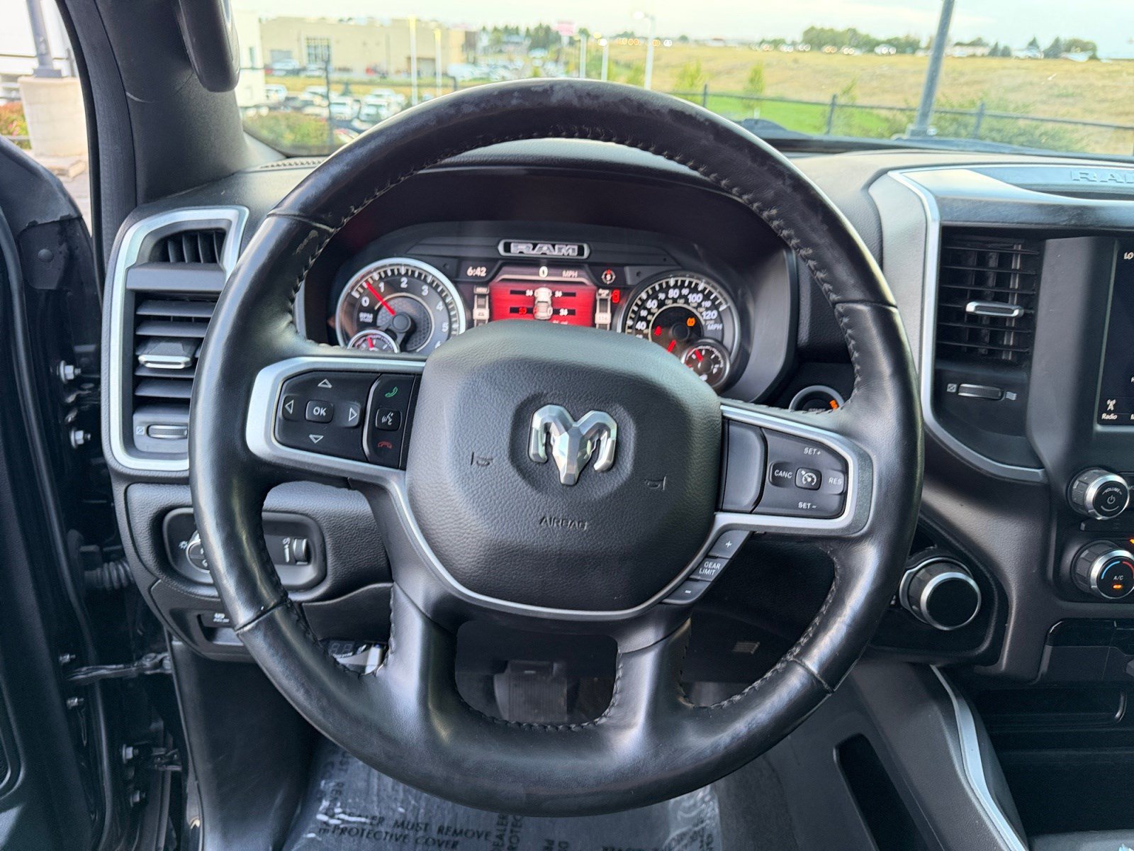 Used 2020 RAM 1500 Big Horn AWD/4WD image 9
