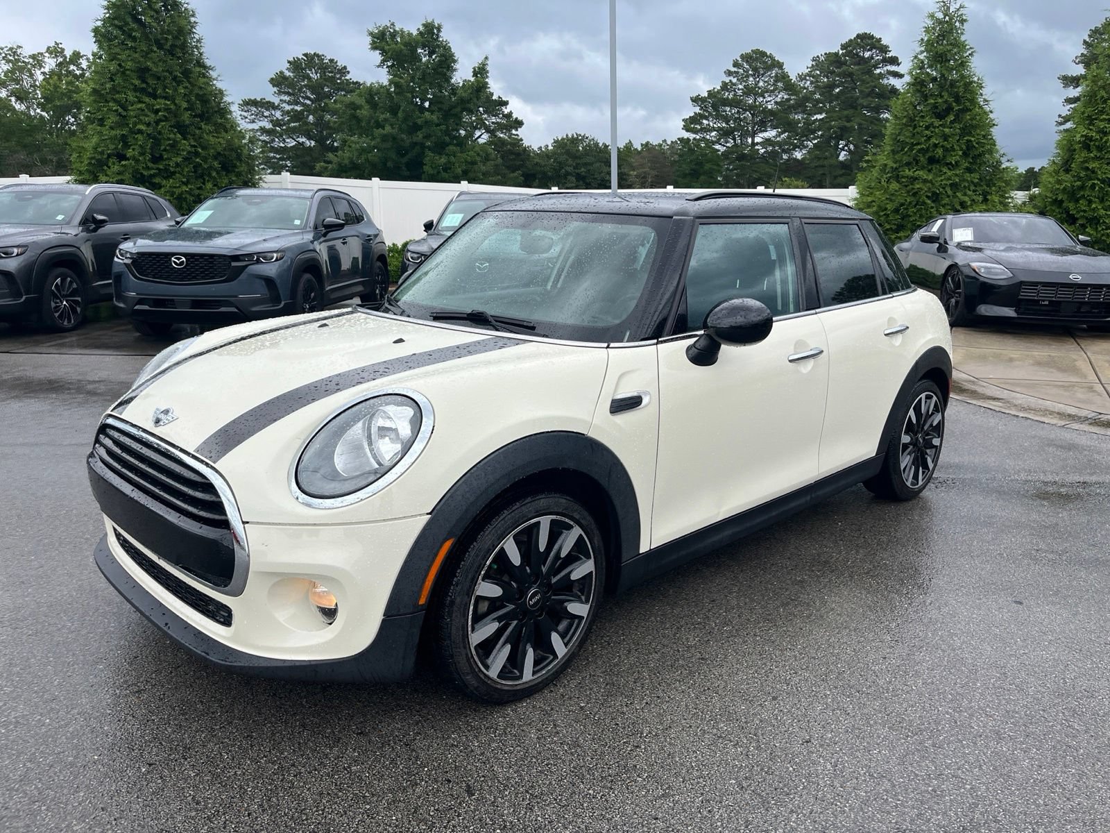 Used 2016 MINI Cooper 4-Door Hardtop FWD image 8