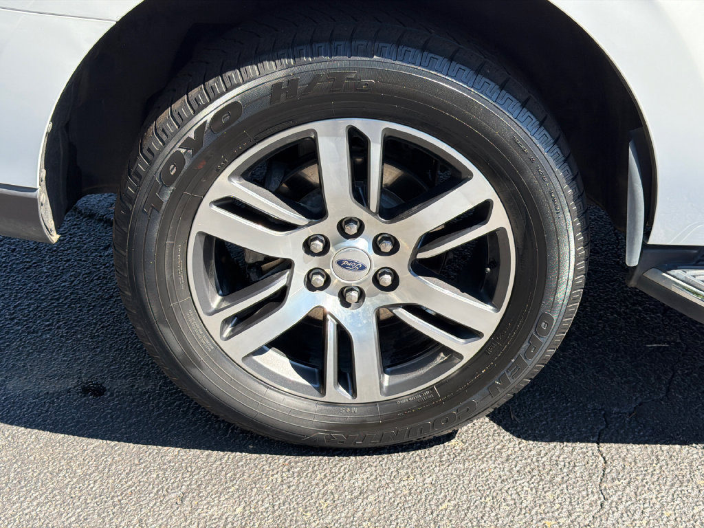 Used 2023 Ford Expedition XLT RWD image 21