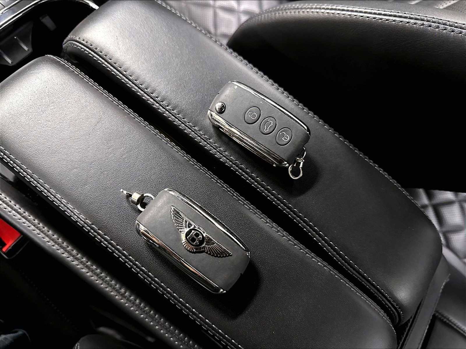 Used 2017 Bentley Continental GT AWD/4WD image 36