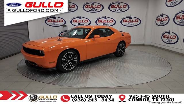 Used 2014 Dodge Challenger SRT8 Core w/ Electronics Convenience Group image 4