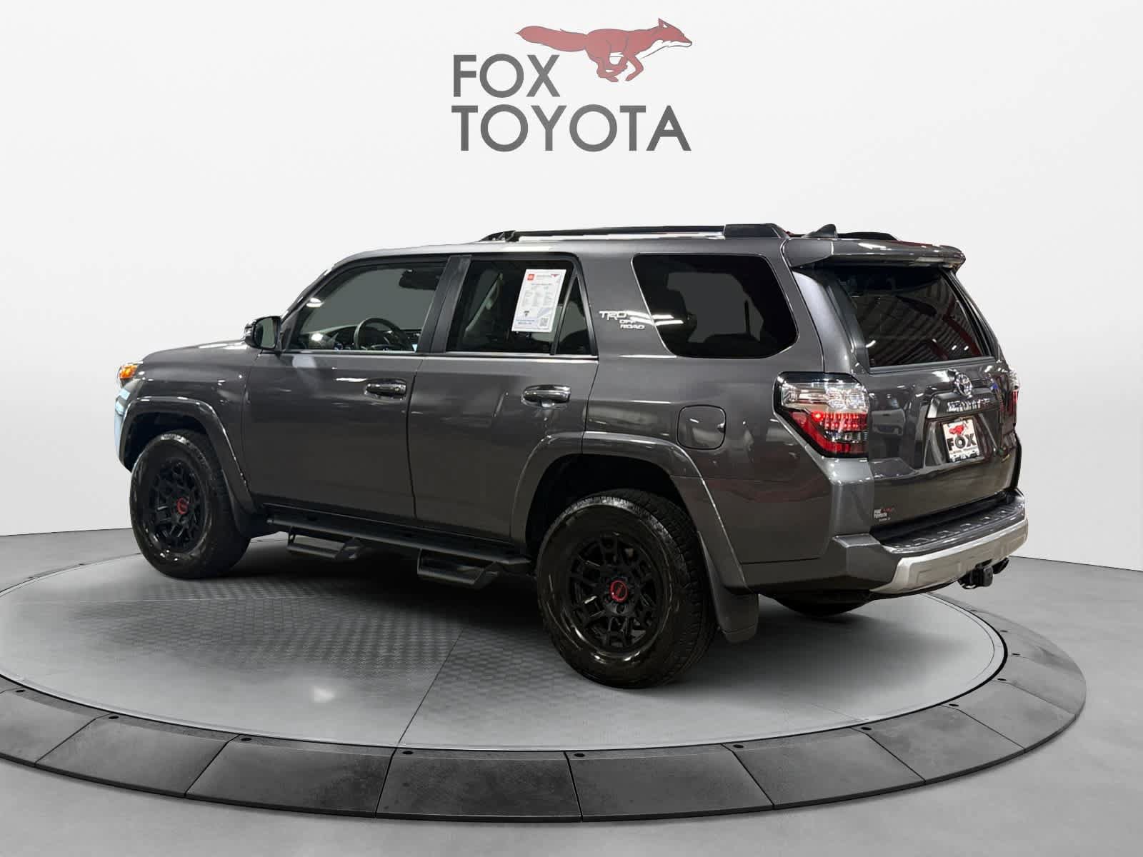 Used 2022 Toyota 4Runner TRD Off-Road Premium w/ TRD Black Wheel Package (TMS) AWD/4WD image 4