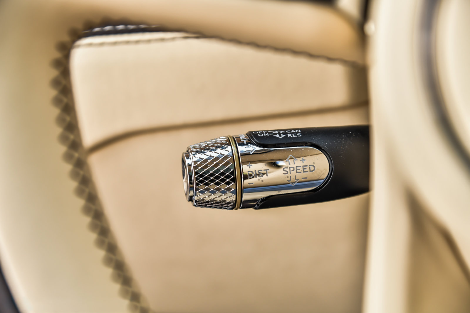 Certified 2021 Bentley Flying Spur V8 AWD/4WD image 24