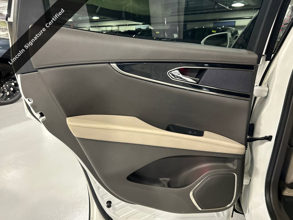 Certified 2023 Lincoln Nautilus Reserve AWD/4WD image 22