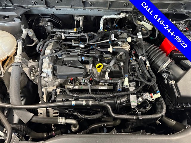 Used 2022 Ford Escape SE w/ Cold Weather Package image 10