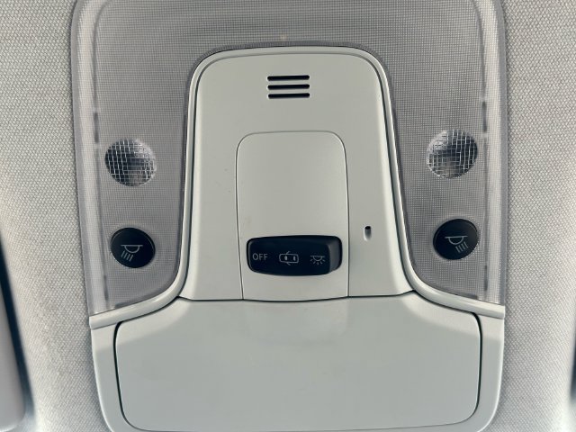 Used 2018 Toyota Prius Two w/ Prius Two Safety Plus Package FWD image 20