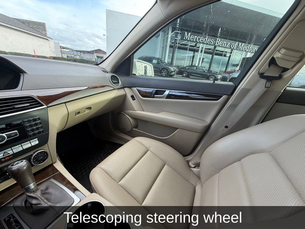 Used 2014 Mercedes-Benz C 300 4MATIC Sedan image 13