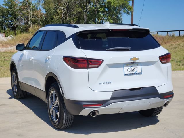 New 2025 Chevrolet Blazer LT w/ Convenience Package FWD image 6
