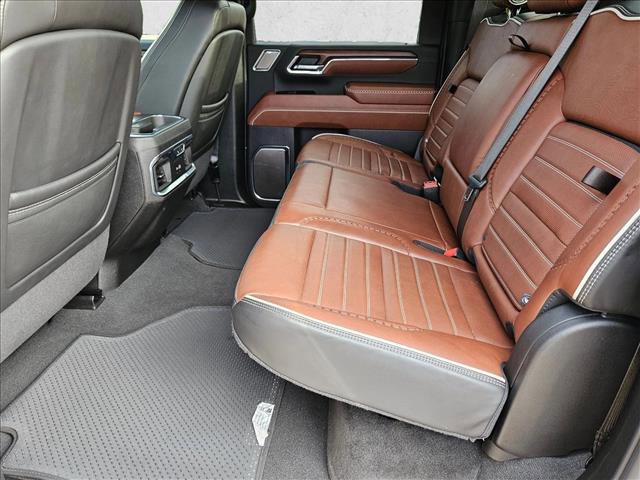 Used 2024 GMC Sierra 2500 Denali Ultimate image 18