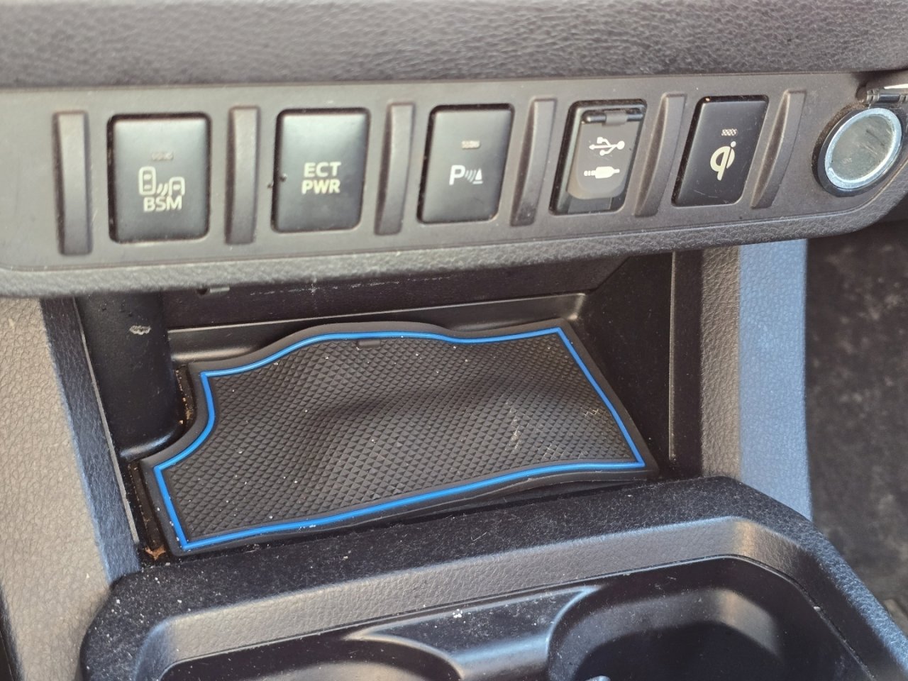 Certified 2017 Toyota Tacoma TRD Sport image 24