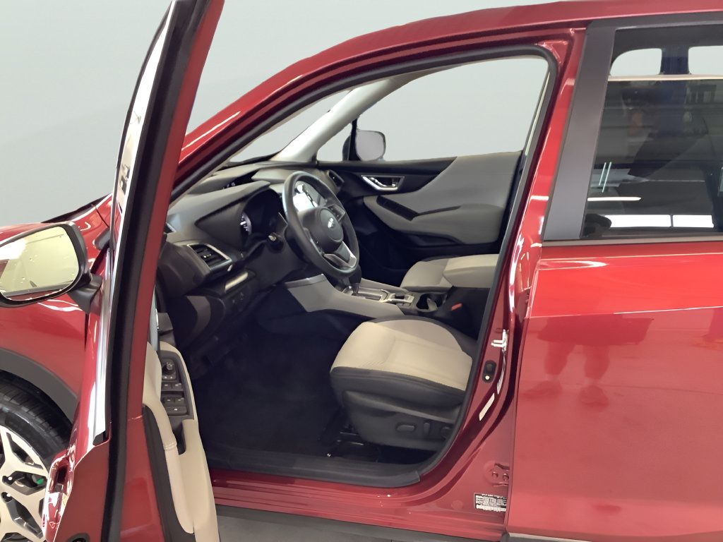 Certified 2023 Subaru Forester Premium AWD/4WD image 4