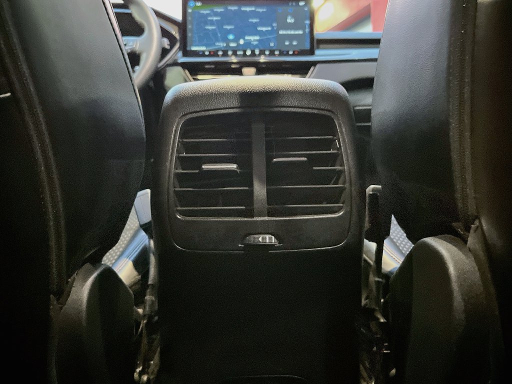 Used 2024 Ford Escape ST-Line w/ Tech Pack #1 FWD image 24